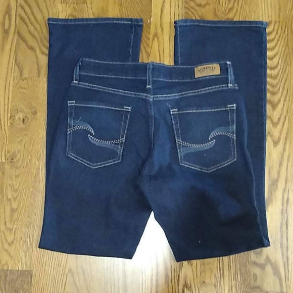 Signature Levi Jeans - Picture 6 of 7